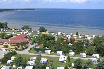 Glamping: Luftaufnahme vom Campingplatz - Ostseecamping Ferienpark Zierow