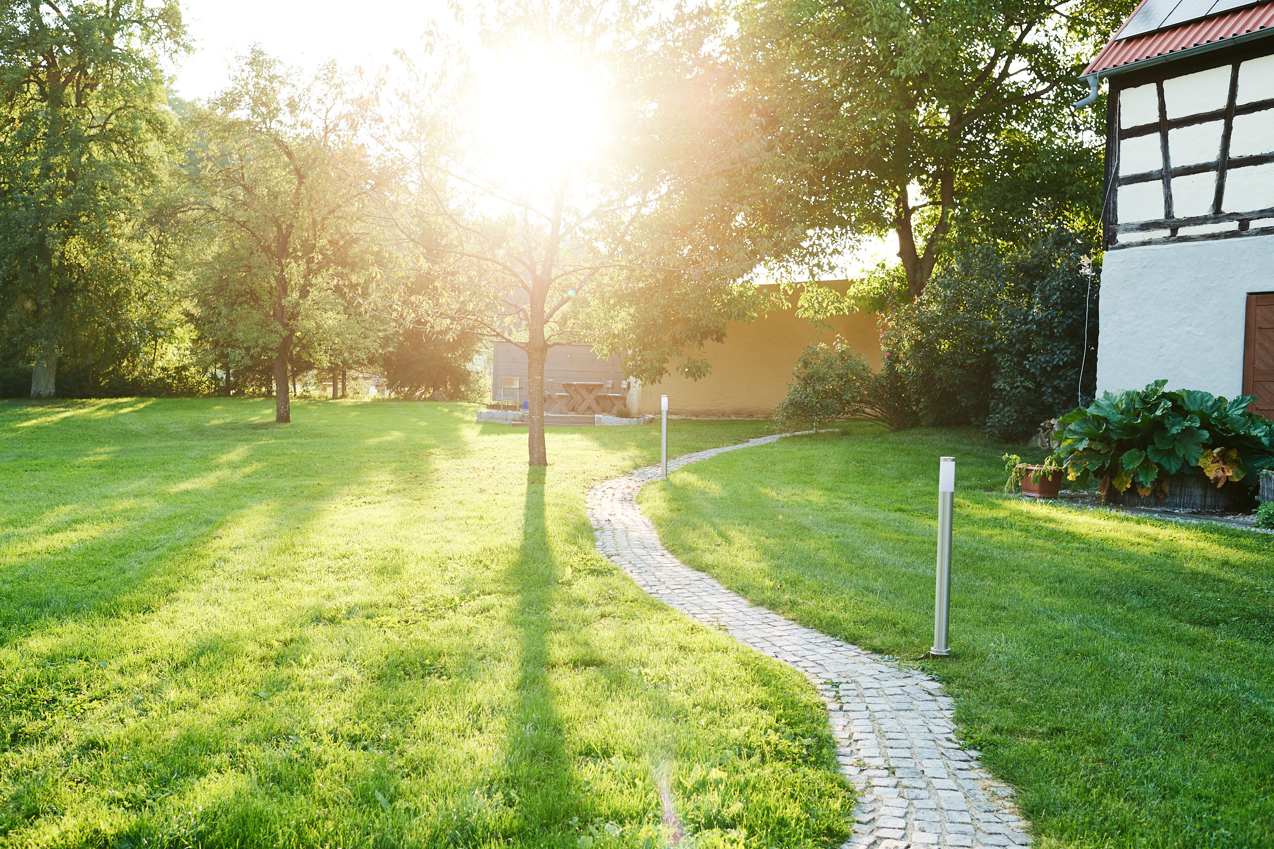 Glamping: Weg zum Schäferwagen.. - Handwerkerhof Fränkische Schweiz