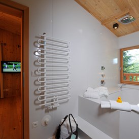 Glamping: Badezimmer im Baumhaus - Das Kranzbach