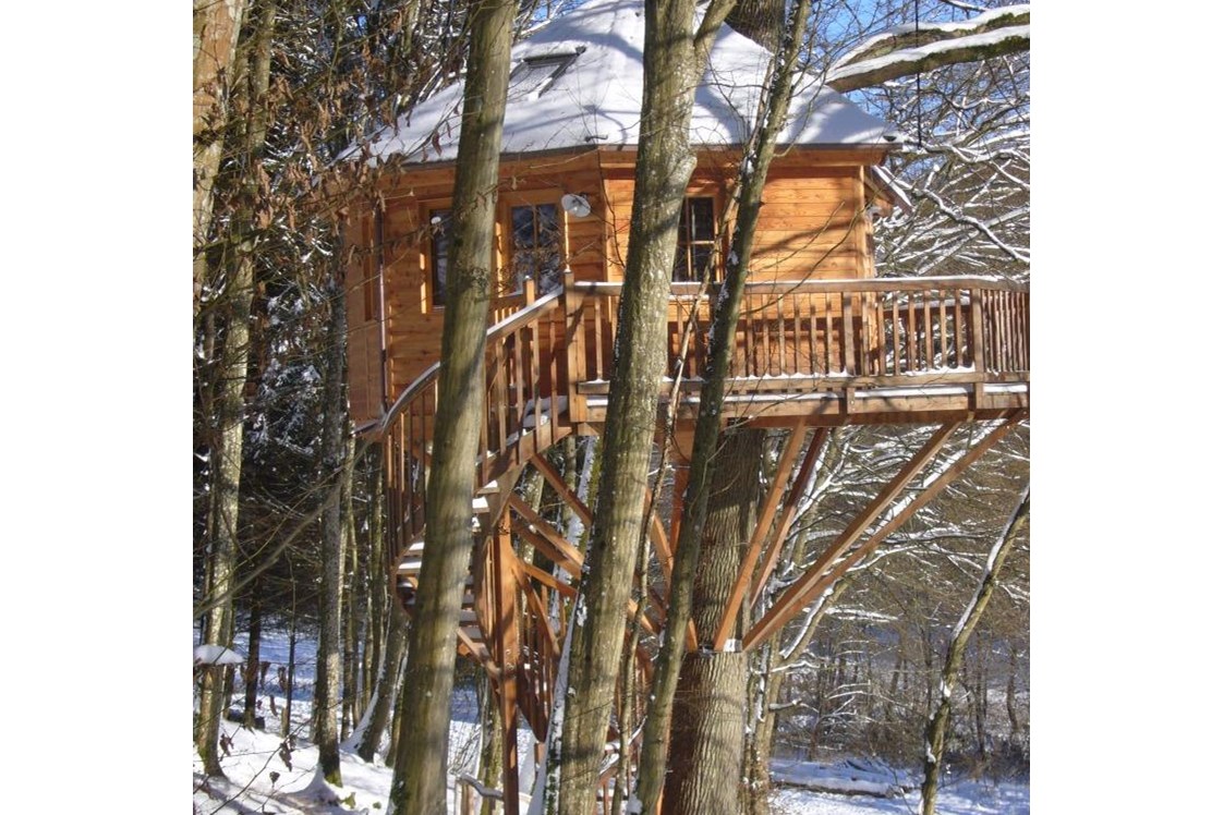 Glamping: Auch im Winter kuschelig: alle Baumhäuser sind beheizbar - Baumhaushotel Seemühle