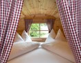 Glamping: Campingfass Schlaf Raum - Camping Residence Chalet CORONES