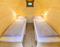 Glamping: Trekking-Pod mit Einzelbetten für max. 2 Personen - Campingpark Erfurt