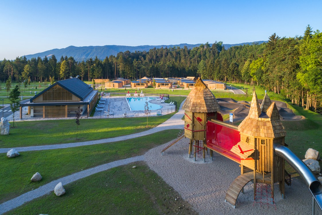 Glamping: Swimming pool with children playground - River Camping Bled
