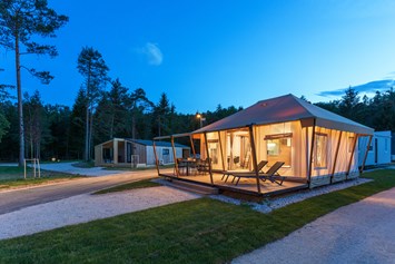 Glamping: Glamping tent - River Camping Bled