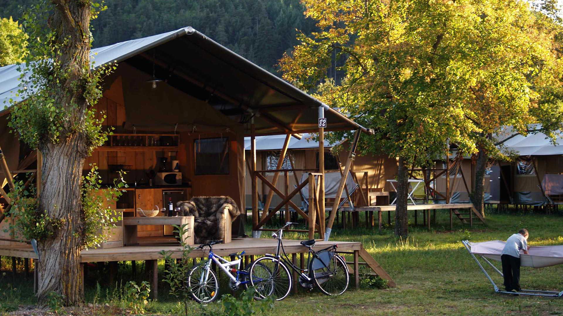 Luxuscamping - Restaurant - Auvergne - CosyCamp