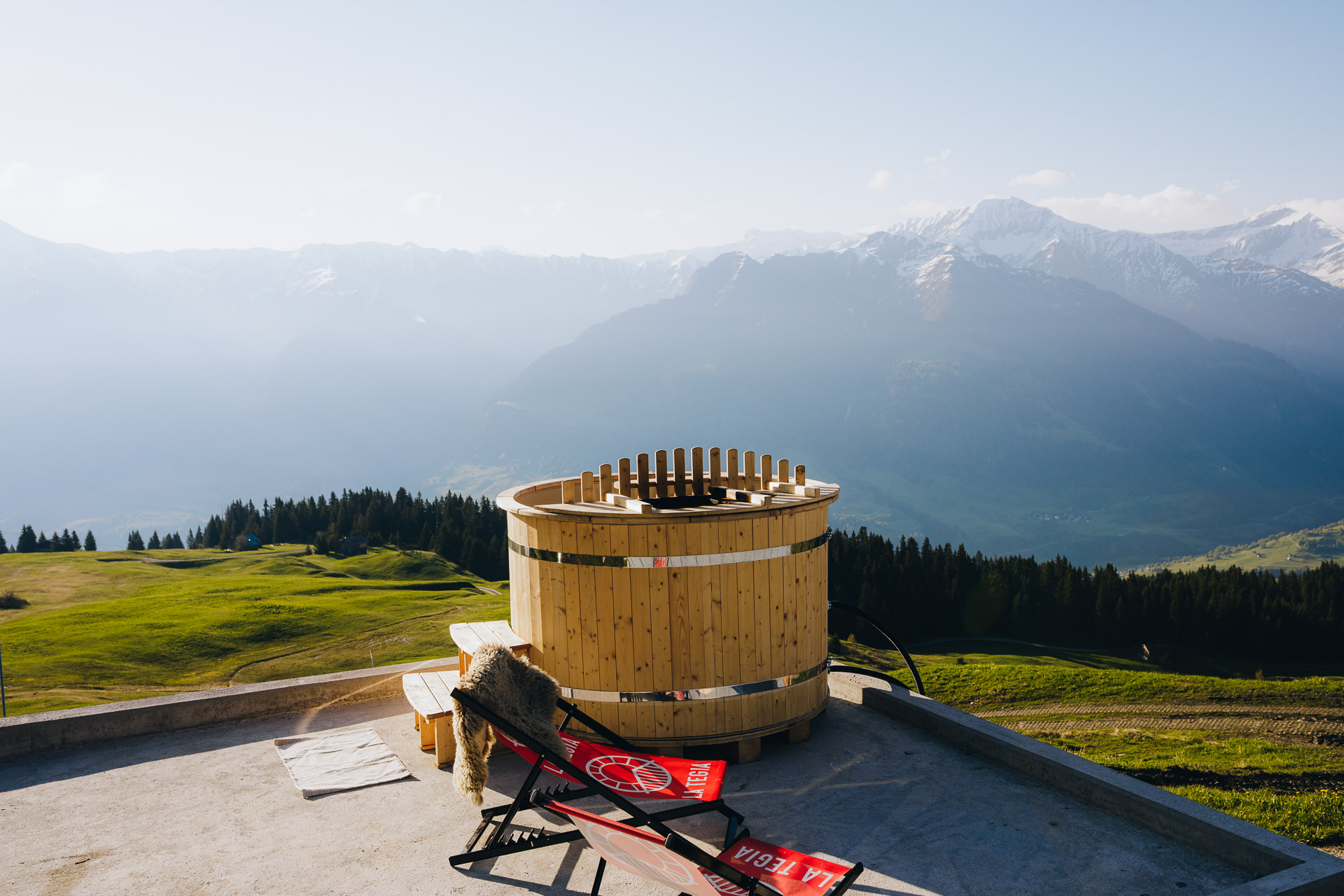 Glamping: Adventurly Pop-up Glamping Vella