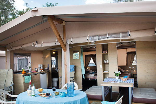 Glamping: Camping Norcenni Girasole Club - Vacanceselect