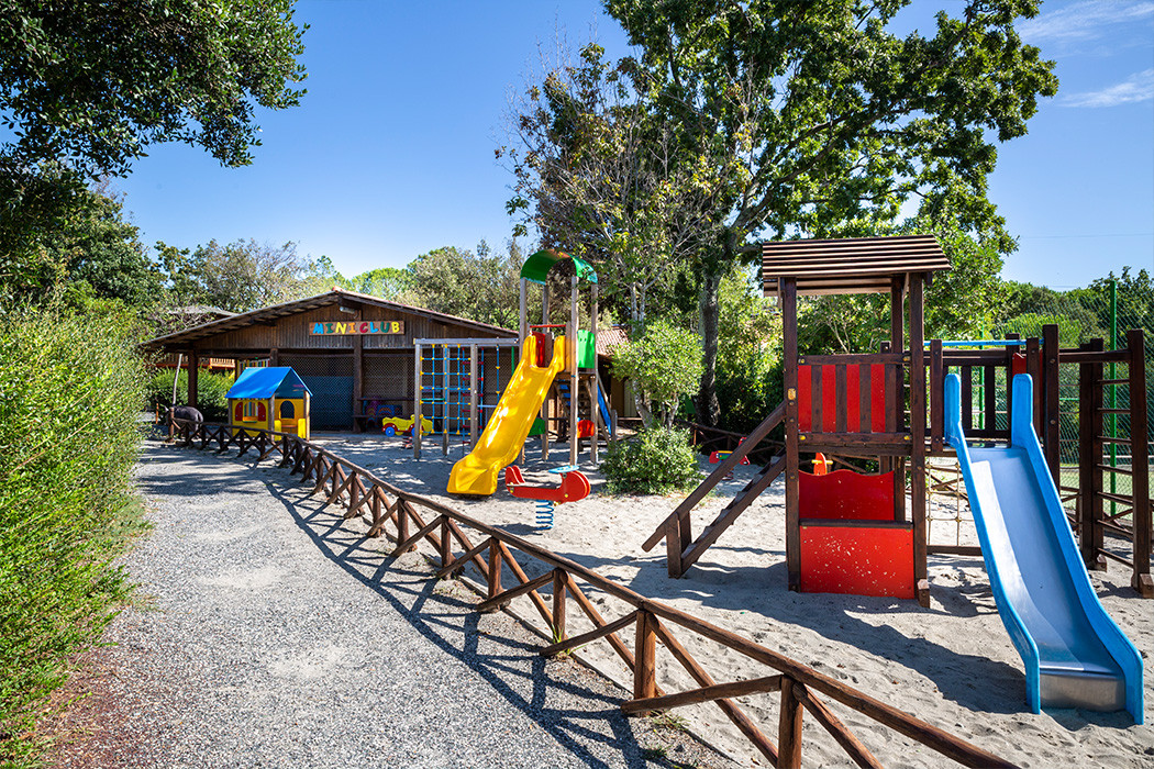 Glamping: Camping Montescudaio - Vacanceselect