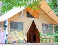 Glampingunterkunft: Zelt Toile & Bois Zenith - Aussen  - Zelt Toile & Bois Zenith für 6 Pers. auf Camping Huttopia Divonne