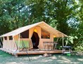 Glampingunterkunft: Zelt Toile & Bois Classic IV - Aussenansicht - Zelt Toile & Bois Classic für 4 Pers. auf Camping Huttopia Le Moulin