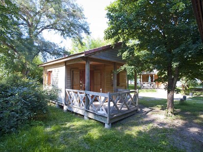 Luxuscamping - Chalet - Chalet Decouverte für 4 Pers. auf Camping Huttopia Les Chateaux
