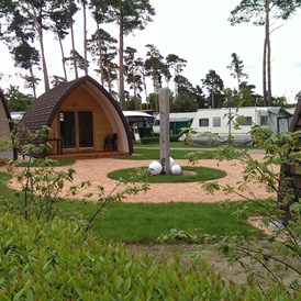 Glampingunterkunft: Gotikdorf im Campingpark Buntspecht - Haustyp Susanne