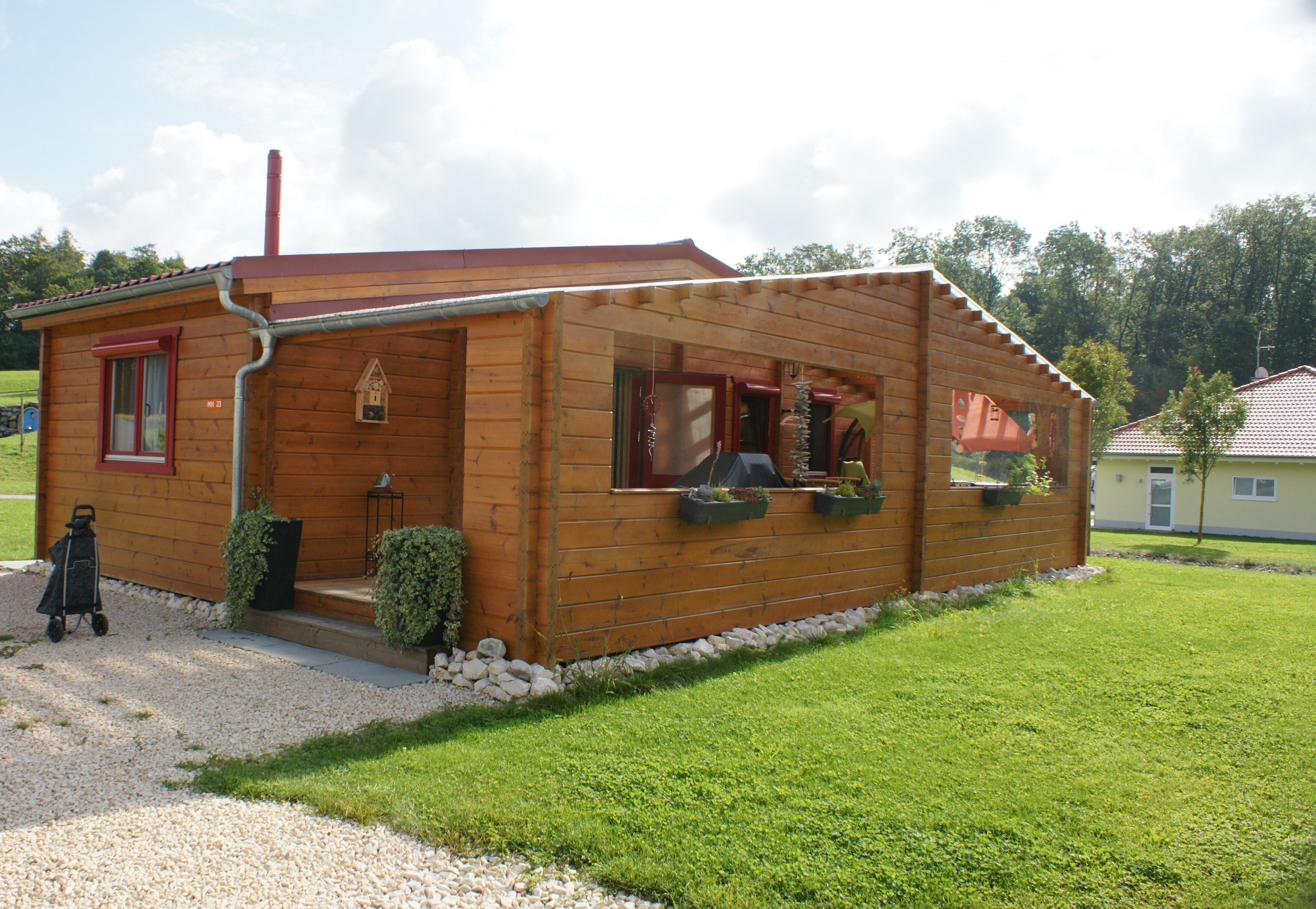 Glampingunterkunft: Bungalow Family Plus  - Bungalows auf Camping & Ferienpark Orsingen