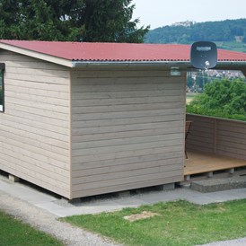 Glampingunterkunft: Bungalow "Räuberhütte" - Bungalow für 4 Personen auf Camping Hüttenberg