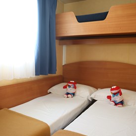 Glampingunterkunft: Kinderbettzimmer - Mobilheim Torcello Plus Gold auf Camping Vela Blu