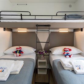 Glampingunterkunft: Kinderbettzimmer - Mobilheim Laguna Platinum auf Camping Vela Blu