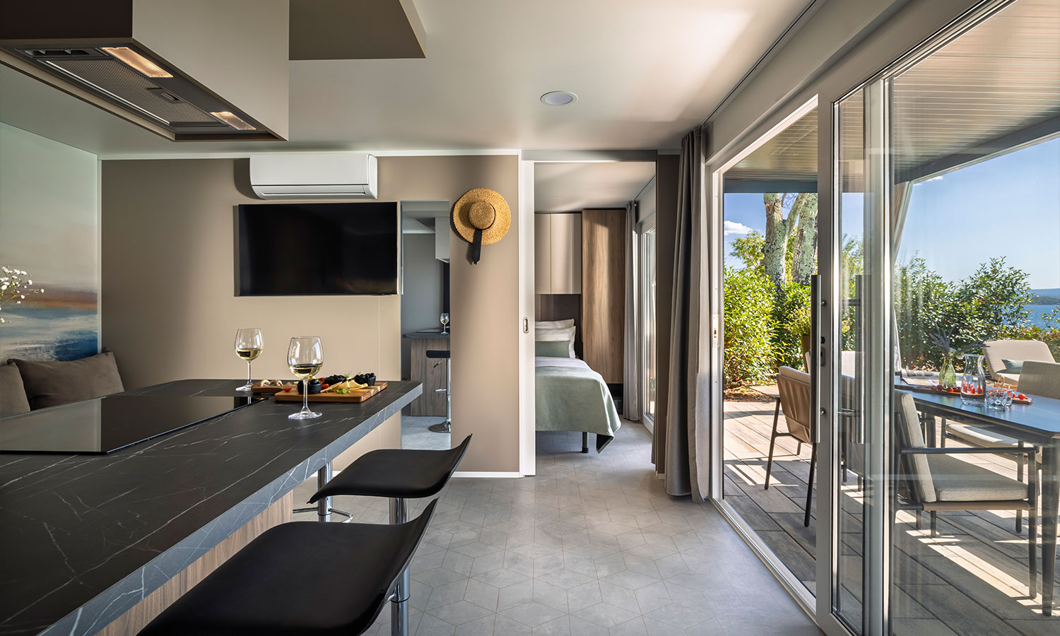 Camping de lujo - getrennte Schlafbereiche - Kvarner - Amber Sea Luxury Home with private pool_kitchen - Aminess Style Camping Atea Resort 5* Luxury Holiday Home