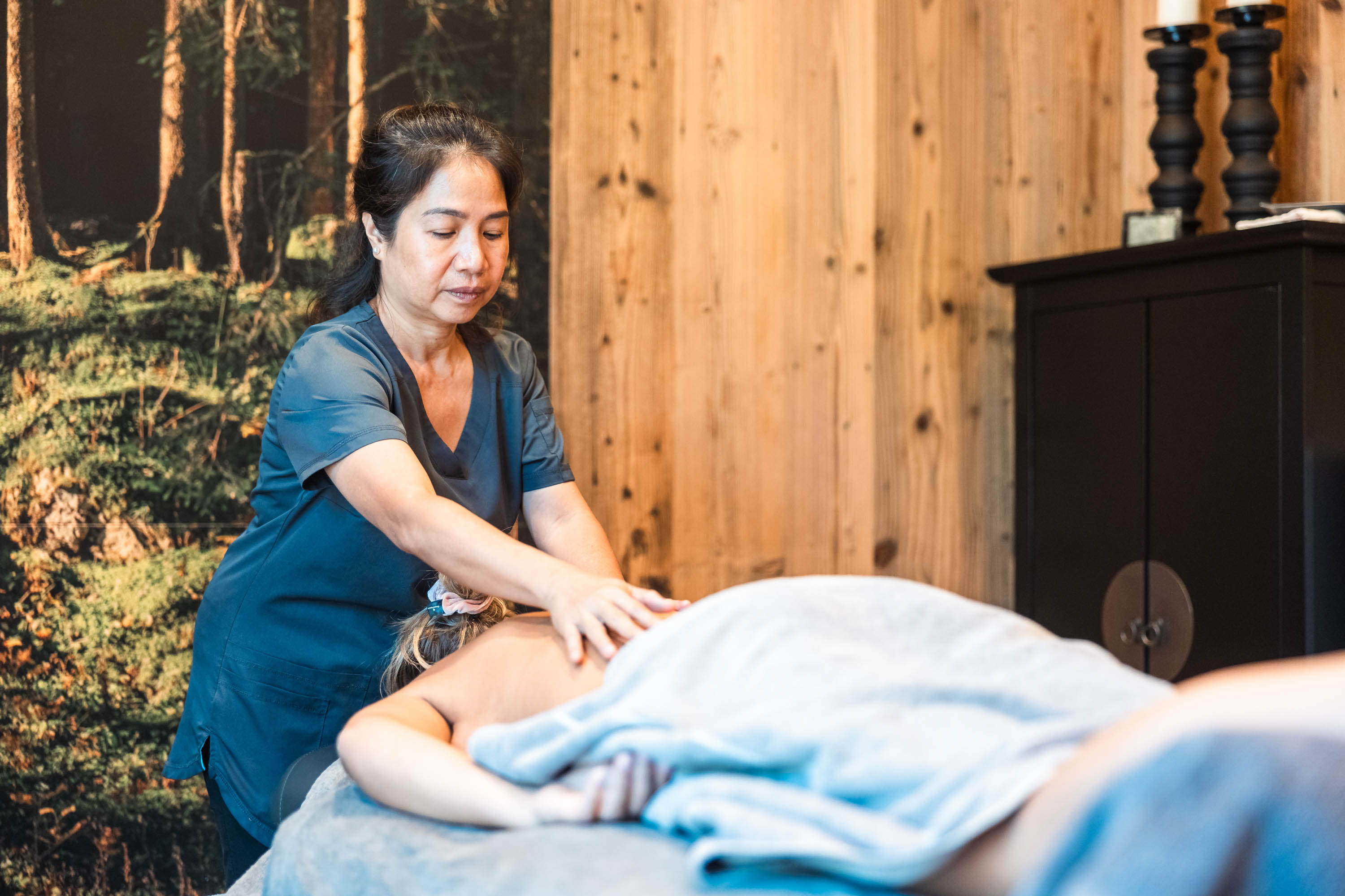Glampingunterkunft: Wellness und Massage am Alpencamping Nenzing  - Chalets