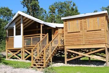 Glampingunterkunft: Explorer Lodge von außen - Explorer Lodge für 6 Personen auf Domaine des Alicourts