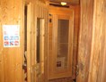 Glampingunterkunft: Sauna und Infrarotwärmekabine - Chalet "Im Getreidespeicher" am Aktiv Camp Purgstall