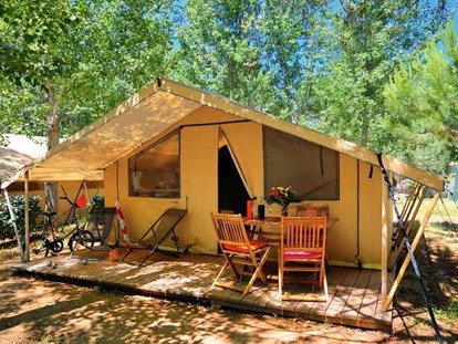 Luxury camping - Lodgezelt Euphoria auf Domaine La Yole Wine Resort - Lodgezelt Euphoria auf Domaine La Yole Wine Resort