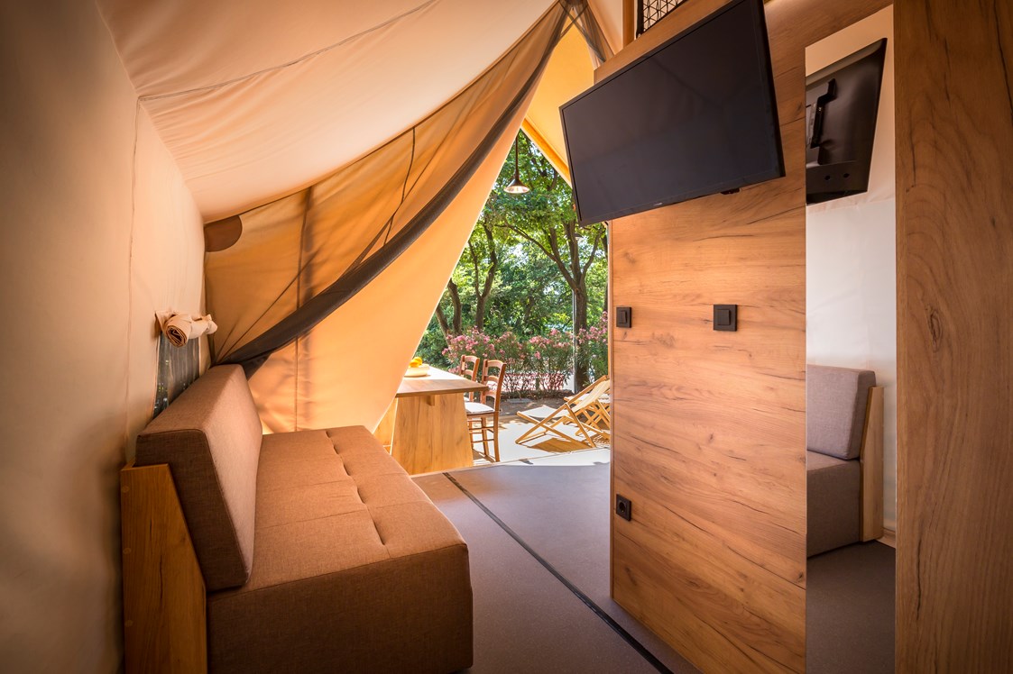 Glampingunterkunft: Wohnzimmer - Krk Premium Camping Resort - Safari-Zelte