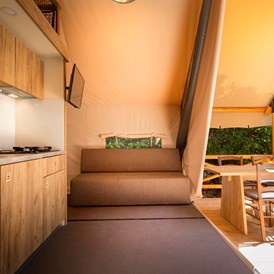 Glampingunterkunft: Gut ausgestattete Küche - Safari-Zelte auf Krk Premium Camping Resort