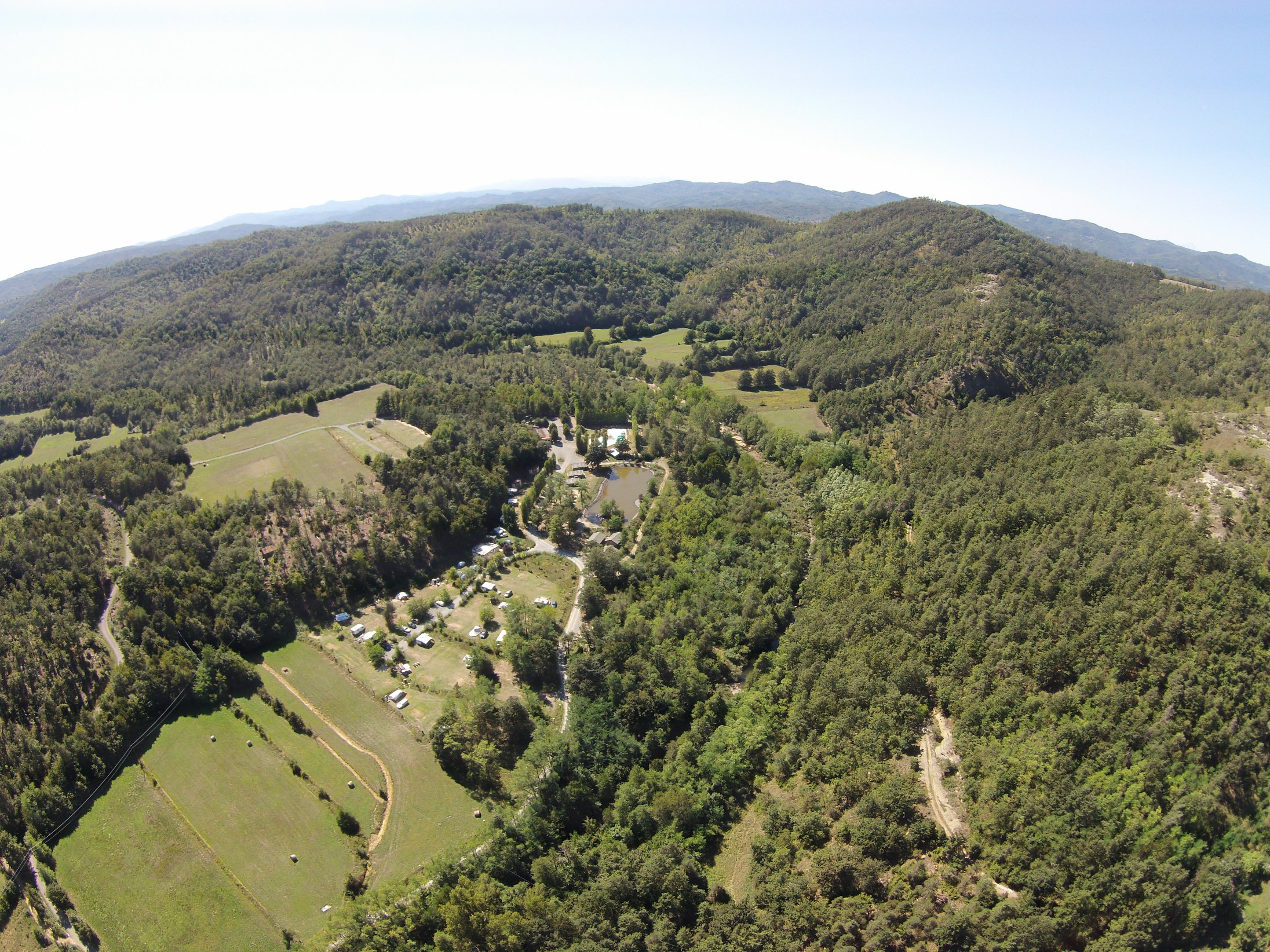 Luxury camping - Gartenmöbel - Comfort Camping Tenuta Squaneto Comfort Lodge Zelte