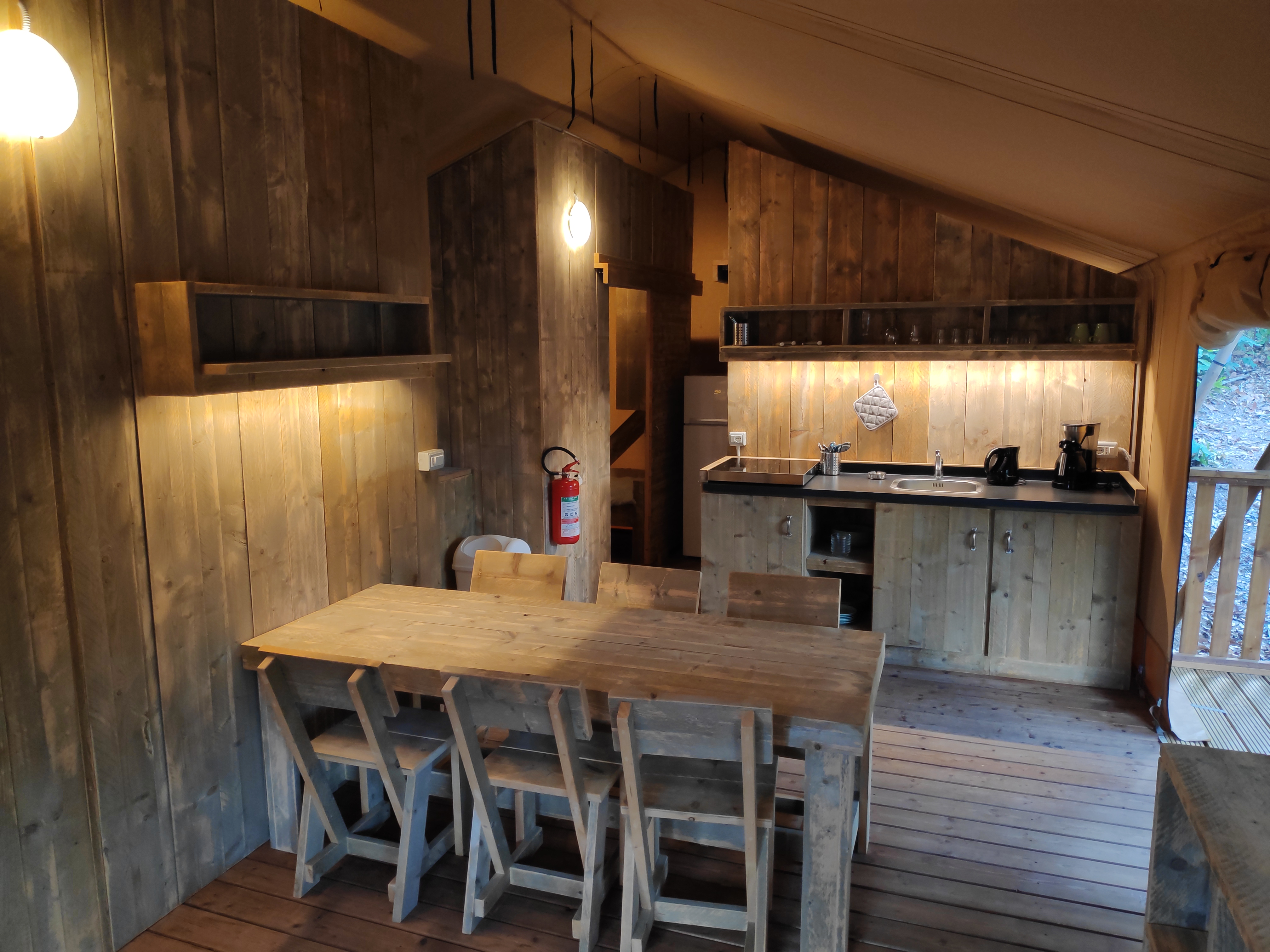 Glampingunterkunft: Comfort Lodge Zelte