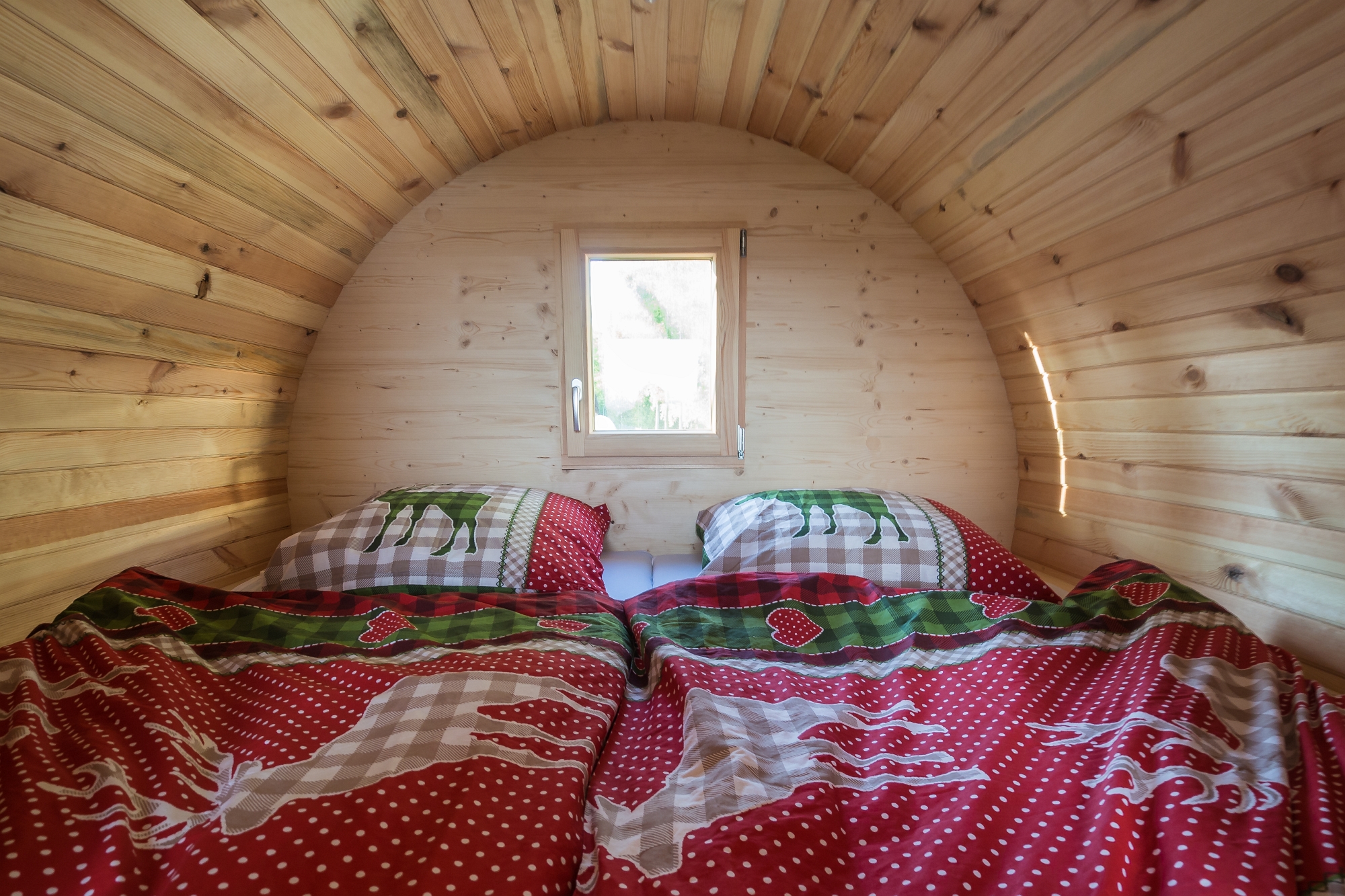 Luxuscamping - Art der Unterkunft: Tipi - Deutschland - Campingplatz Hegne Schlaf-Fässer auf Campingplatz Hegne