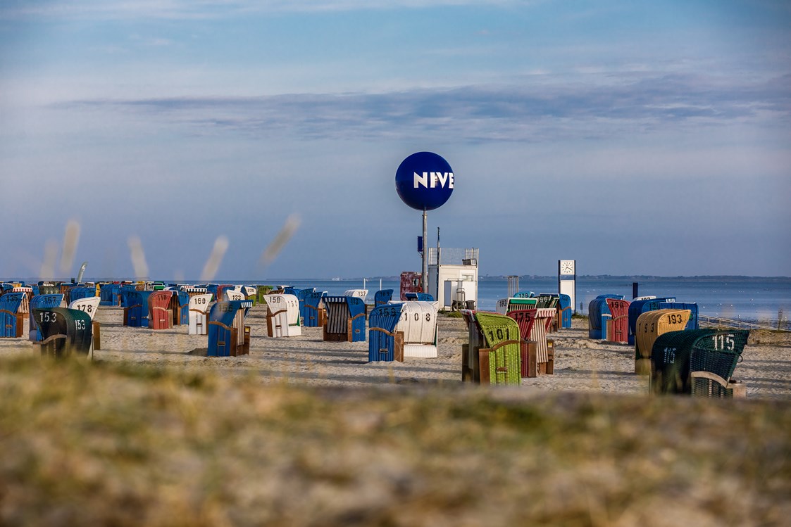 Glampingunterkunft: Strand Dornumersiel  - Pipowagen auf dem Campingplatz am Nordseestrand in Dornumersiel