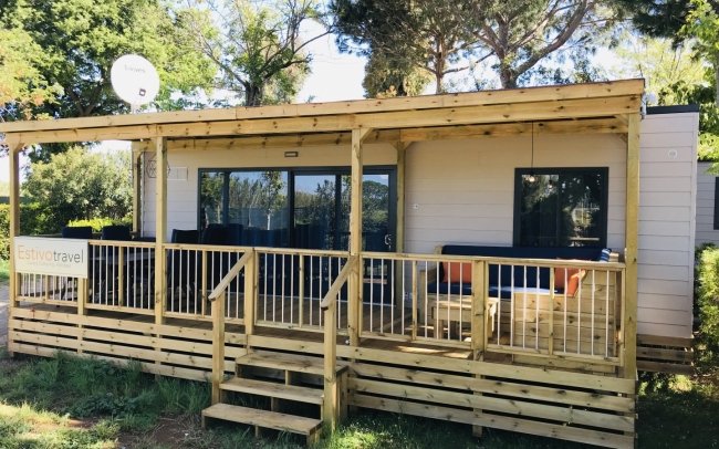 Glampingunterkunft: SunLodge Redwood von Suncamp auf Camping Village Cavallino