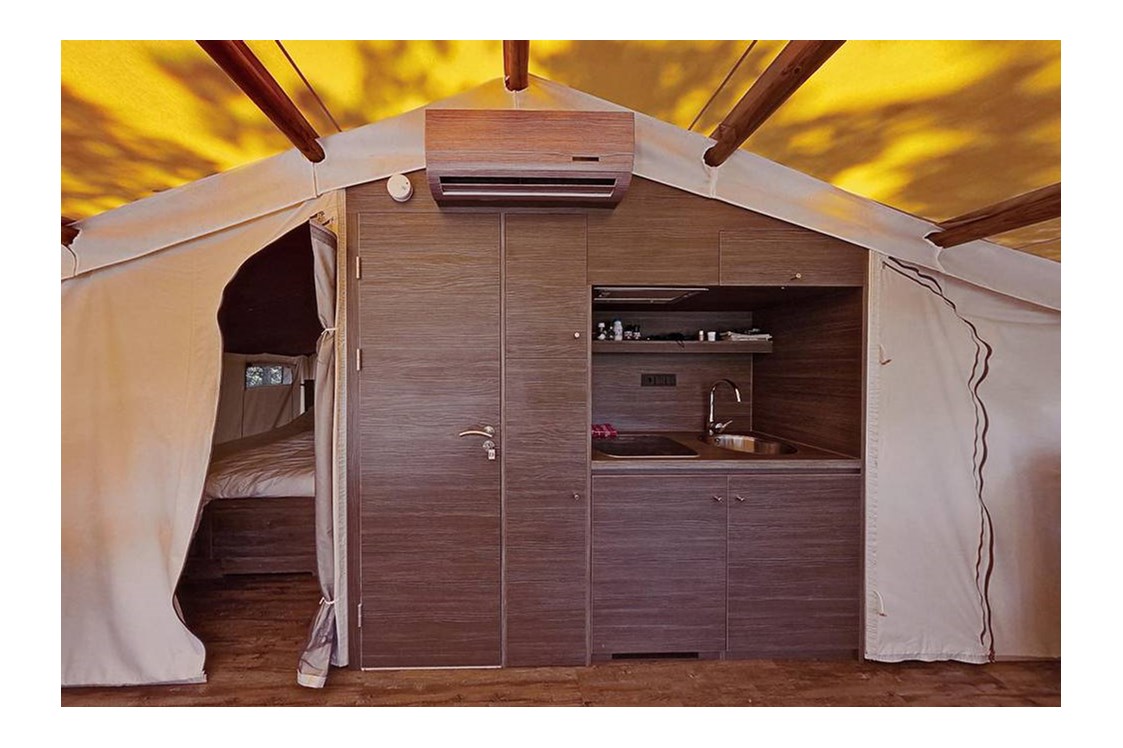 Glampingunterkunft: Innenansicht - SunLodge Safari von Suncamp auf Union Lido