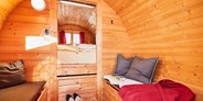 Luxuscamping - Bademöglichkeit für Hunde - Österreich - Innenbereich Wohnfass.  - Wohnfässer am Camping Dreiländereck in Tirol