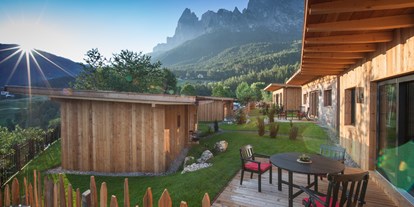 Luxuscamping - TV - Camping Seiser Alm Dolomiten Lodges