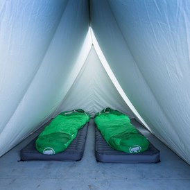 Glampingunterkunft: Shelter innen - Pop-Up Hotel am Camping Attermenzen