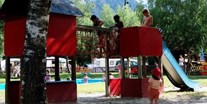 Luxuscamping - Wallis - Der Camping Swiss-Plage bietet Möglichkeiten für jeden in jeder Altersklasse. Am Campingplatz selber können Sie:
 
Schwimmen und Baden im kleinen See oder im Kinderplanschbecken, wandern, Rad fahren, Nordic-walken oder einfach spielen. Wir bieten folgendes an: Volleyball, Boccia, Billard, Tischtennis. Und für die kleinen Gäste haben wir einen grossen Spielplatz. - PODs am Camping Swiss-Plage