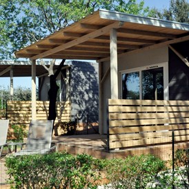 Glampingunterkunft: Pet friendly bed and breakfast mobile home - B&B Suite Mobileheime für 2 Personen mit eigenem Garten