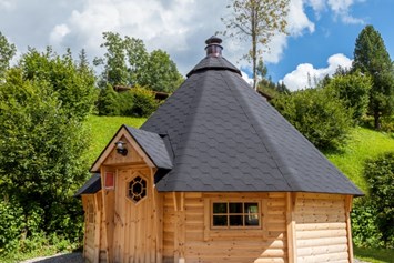Glampingunterkunft: Grillkota - Gemeinschaftshaus - PODhouse - Holziglu gross auf Camping Atzmännig