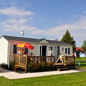 Luxuscamping: moderne Ferienhäuser, Ostern 2017 wird Campingplatz auf sein - Mobilheime auf Camping am See Václav
