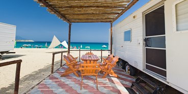 Luxuscamping - Griechenland - Wohnwagen am Strand 4-5prs - THALATTA KALAMITSI VILLAGE CAMP