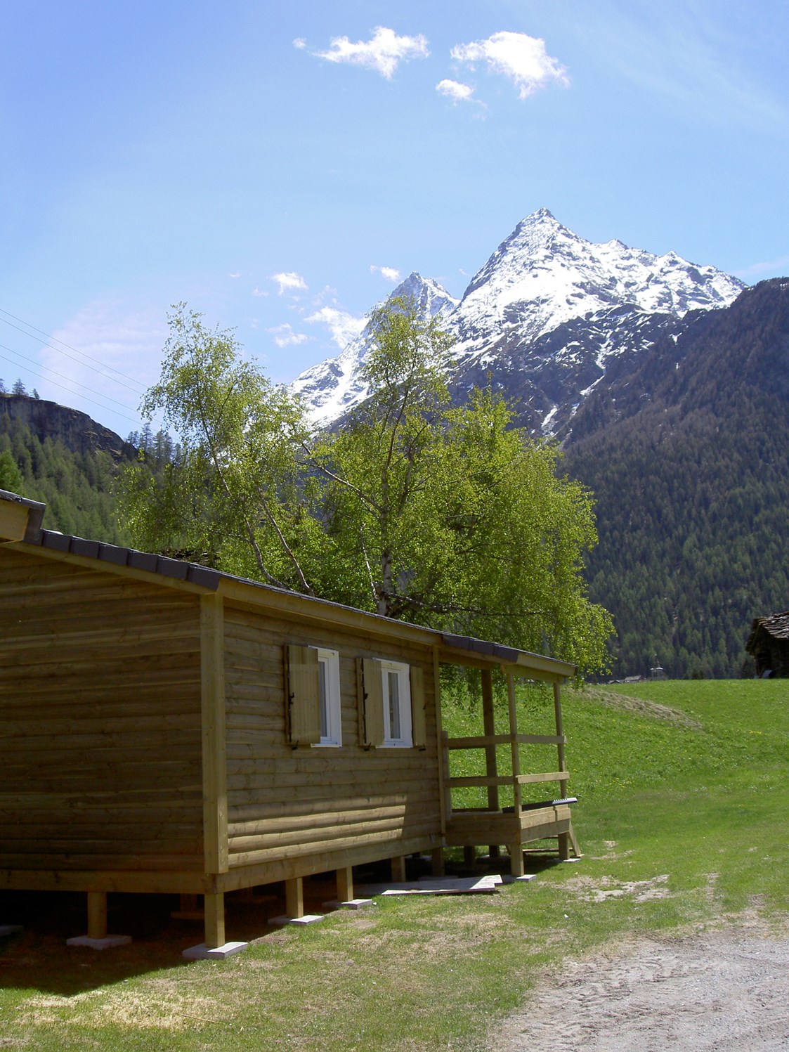 Glampingunterkunft: Die Aussicht auf die Berge und in die Natur - Chalets auf Camping Molignon