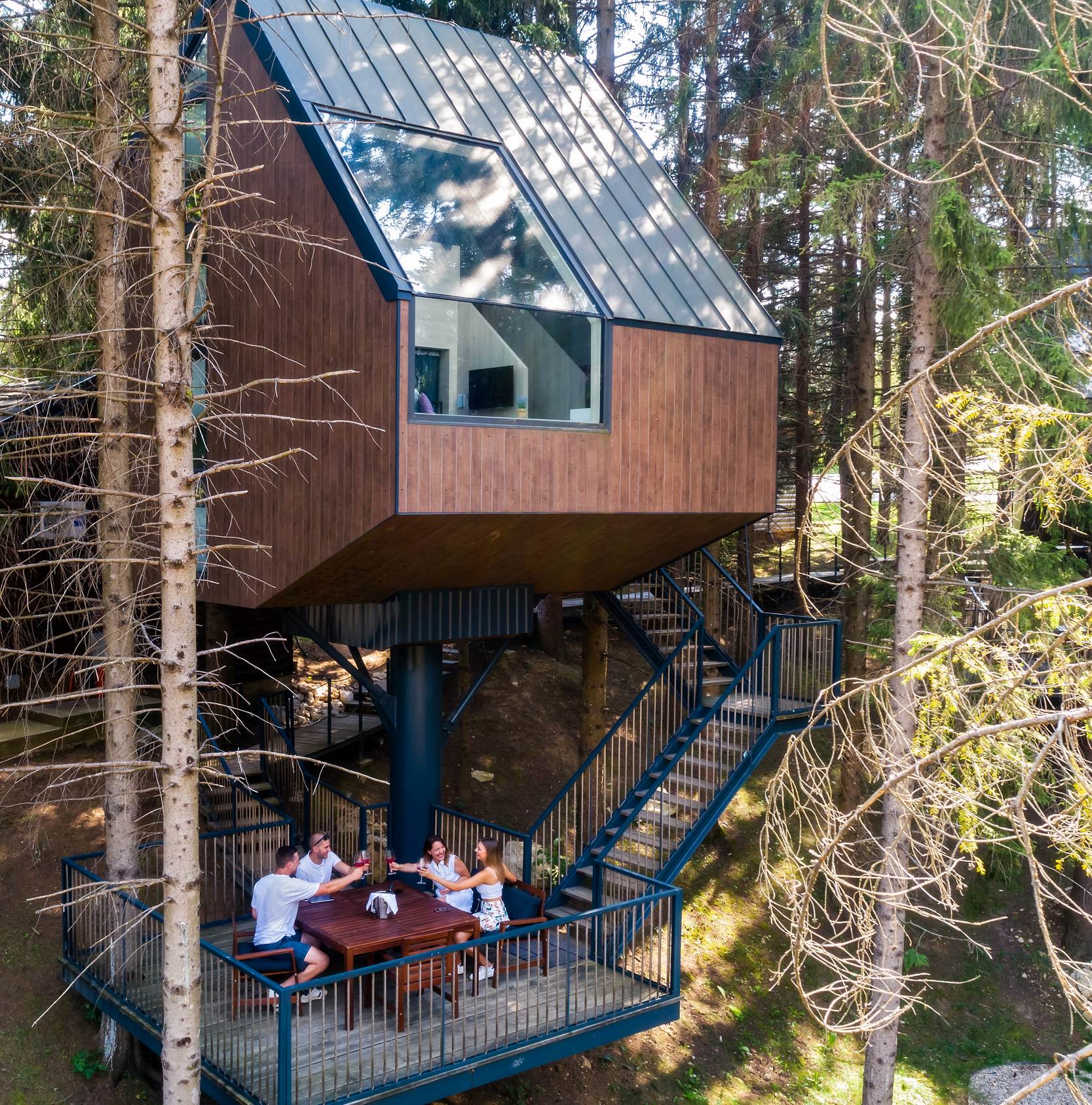 Glampingunterkunft: Holzhaus