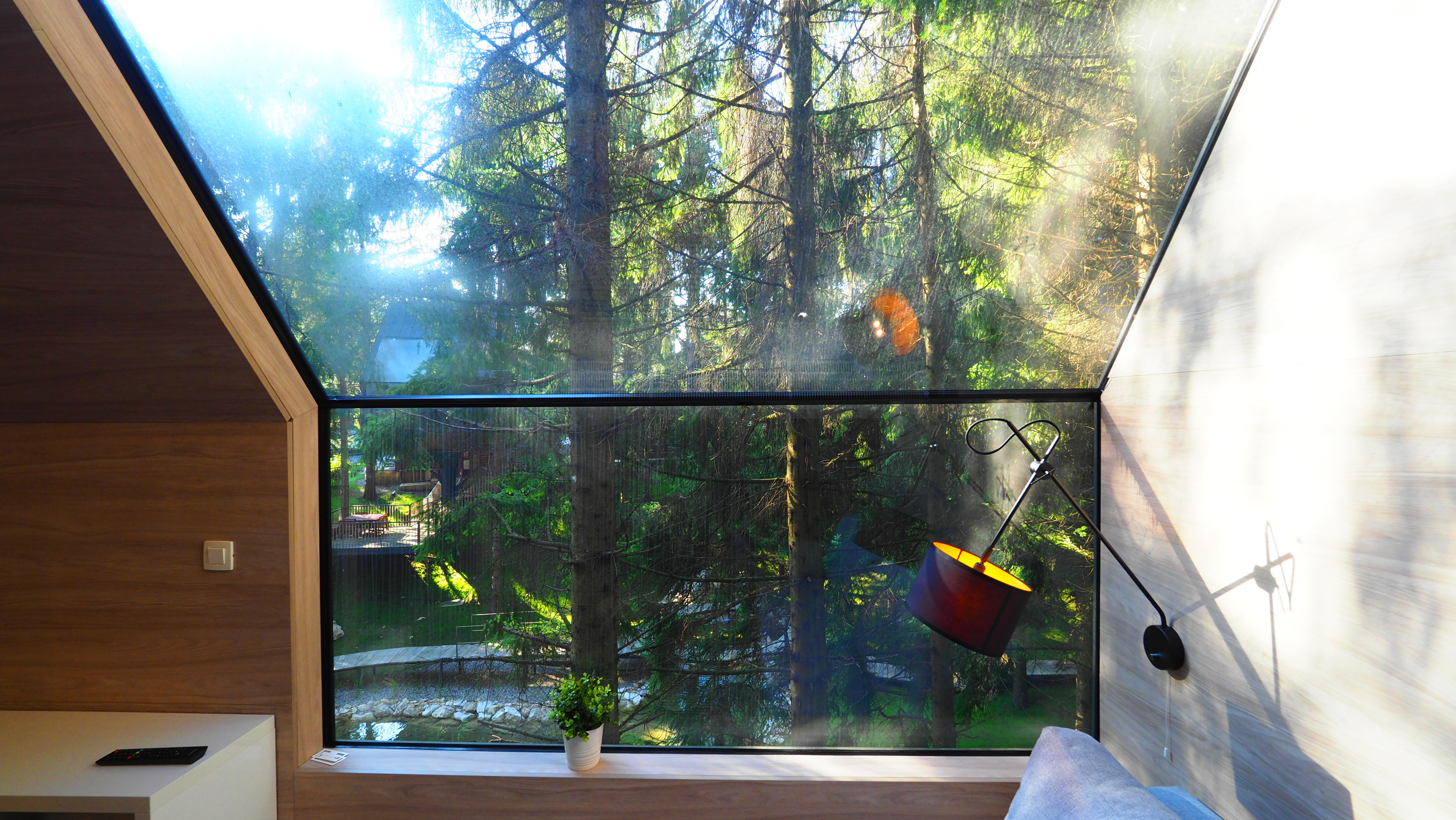 Glampingunterkunft: Wohnzimmer  - ansicht - Holzhaus