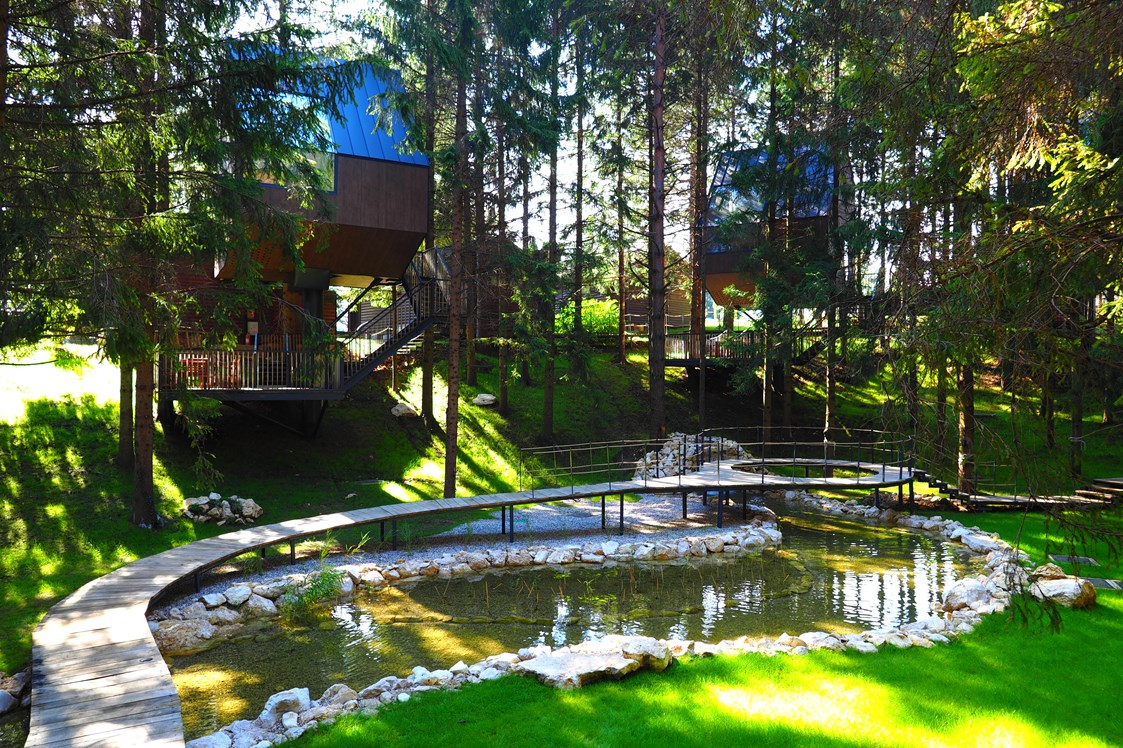 Glampingunterkunft: Ansicht - Garten - Holzhaus auf Plitvice Holiday Resort