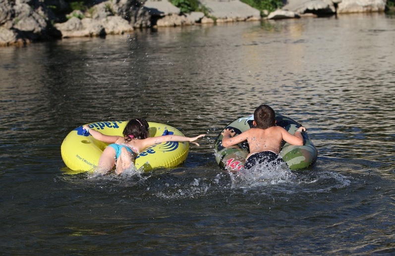 Glampingunterkunft: Mobilheim Classic 4 Personen auf Le Clapas
