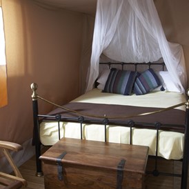Glampingunterkunft: Schlafkabine Doppelbett - Safarizelt für 6 Personen von Eurocamp am Camping Parco delle Piscine