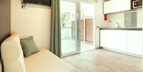 Luxuscamping - Poreč - FKK Campingplatz Solaris - Meinmobilheim Naturist Premium Suite auf dem FKK Campingplatz Solaris