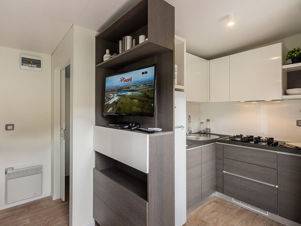 Campeggio di lusso - Gartenmöbel - L'Istria - Campingplatz Porton Biondi - Meinmobilheim Mediteran Premium auf dem Campingplatz Porton Biondi