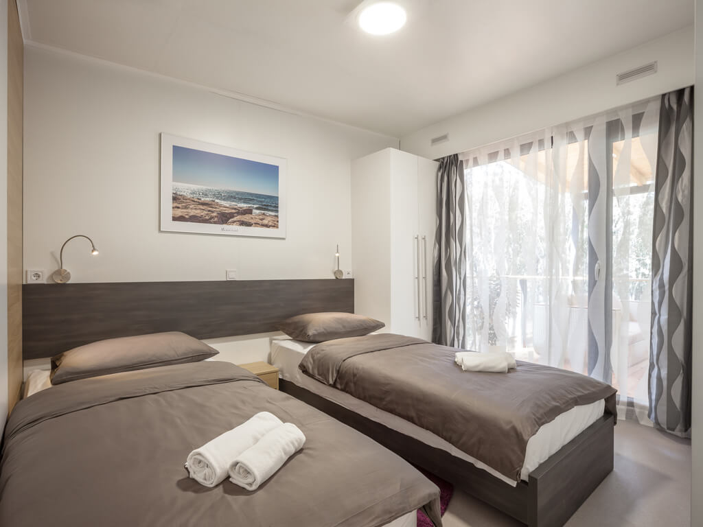 Glampingunterkunft: Villa Beach auf dem Campingplatz Mon Perin